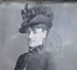 Maria da Soledade Carvalho com selo RA.jpg