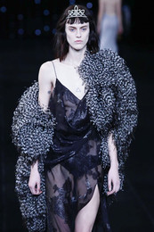 Y. Saint-Laurent-Ready-to-Wear-Spring-Summer-2016-