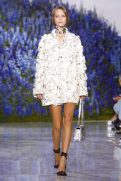 Dior Spring-Summer-2016-ready-to-wear-dior-pfw.jpg