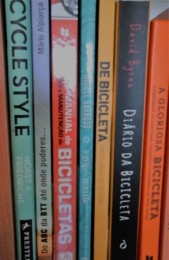 livros_bicicletas.jpg livros_bicicletas.jpg