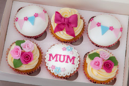 Mothers-Day-Cupcakes.jpg