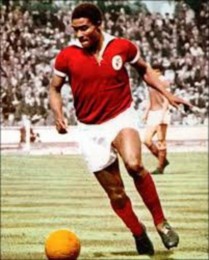 EUSEBIO 2.jpg