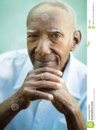 closeup-happy-old-black-man-smiling-camera-2570687