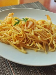 spaghetti-firenze-linguini-linguine-camarao-alho