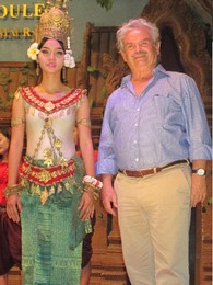 Henrique em Phnom Penh.jpg