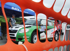 Obstáculos reinam na actualidade motorizada micaelense...