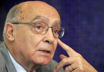 José Saramago faleceu esta manhã...