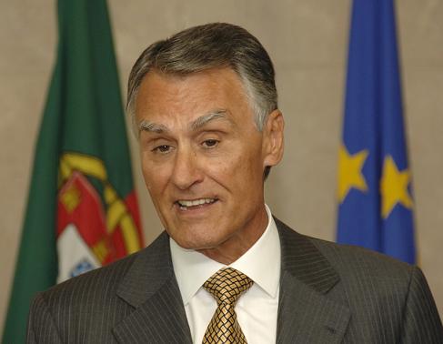 Cavaco Silva recanditatou-se à presidência da República...