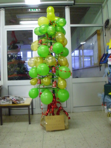 Árvores de Natal ..14 - Uma Árvore por Dia-2010 - Arte por um Canudo (Blog  do Agostinho)