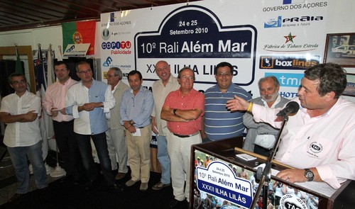 Um grupo de adeptos dos ralis com um carinho especial pelo TAC...