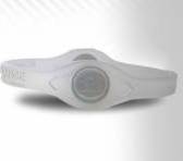 A Power Balance domina nos pulsos da nação...