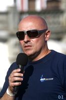 Em acção a apresentar o Angra Down Garden deste ano...