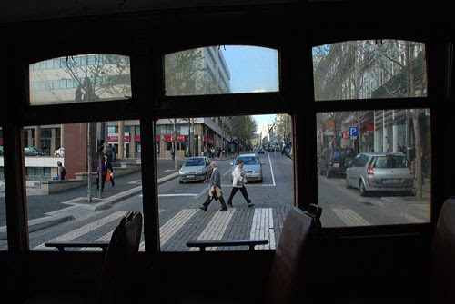 Atravessando Sá da Bandeira...