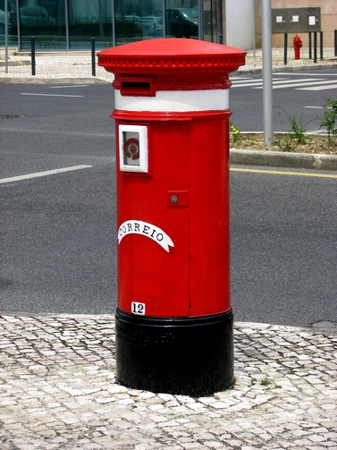 vermelho postal