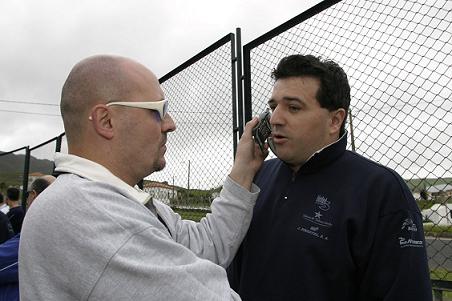 Em pleno directo para a rádio, antes do Rali Sical de 2004...