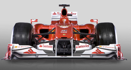 A agressiva frente do novo Ferrari F10, apresentado ontem pela casa de Maranello...