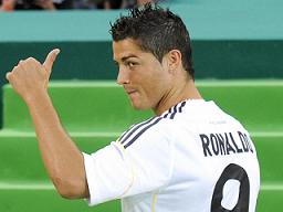 Como se prova nos campos, Ronaldo é o mais futebolista rápido...