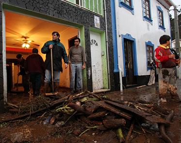 Os estragos pela manhã...