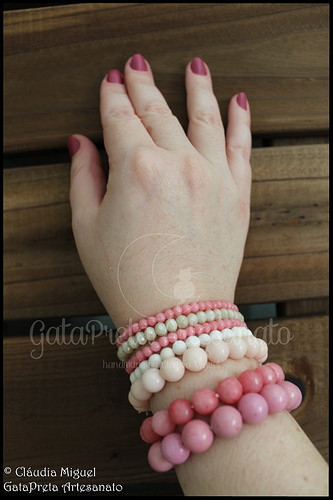 Brincos e pulseiras Brincos e pulseiras