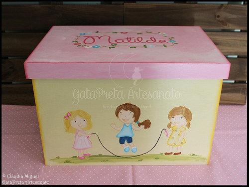 Caixa de arrumação de dossiers e brinquedos 