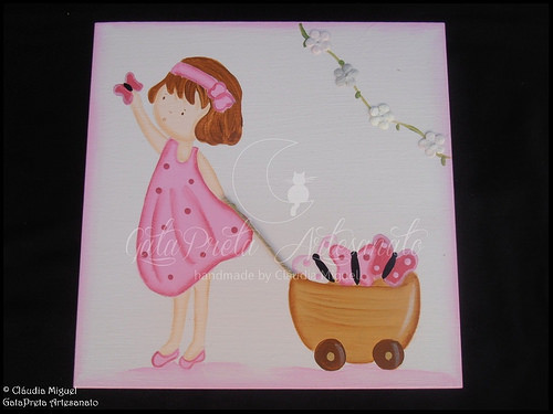 Fraldário, cesta, caixa de recordações de bebé e caixa para ganchinhos 