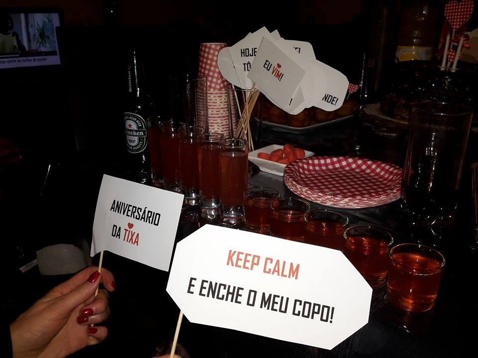 brindes aniversário.jpg