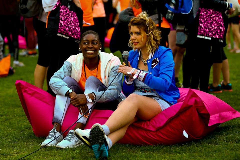 481611_560293244022915_1398227671_n