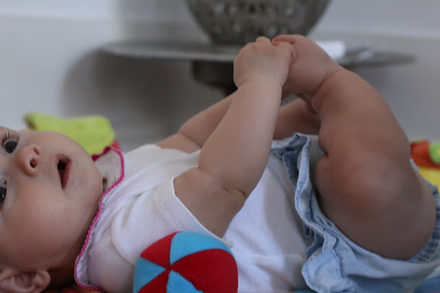 bebé + falar à bebé + comunicar com o bebé + seis meses + maternidade + ginásio para bebé