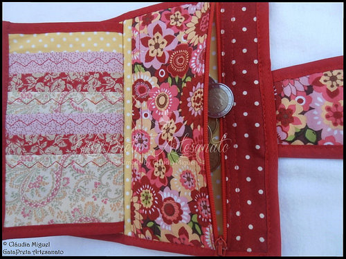 Carteira para notas, moedas, 24 cartões e cheques Carteira para notas, moedas, 24 cartões e cheques