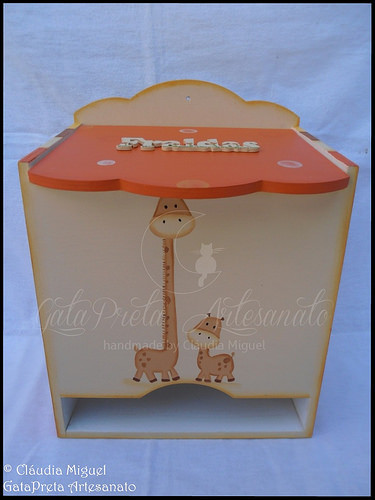 Fraldário, cesta, caixa para toalhitas e moldura 