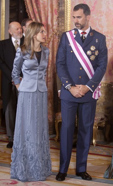 Spanish+Royals+Celebrate+New+Year+Military+d2nQSBD