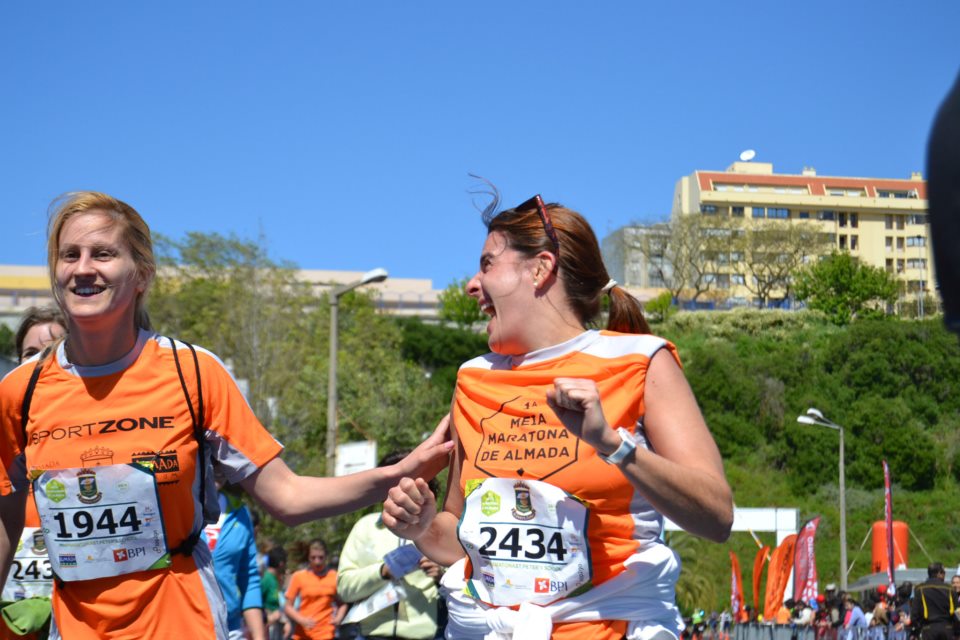 577521_136777516509971_1574066369_n