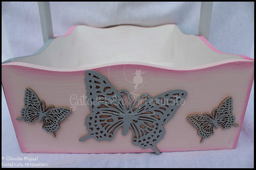 Cesta e caixa de recordações de bebé 