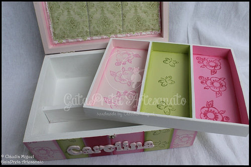 Caixa para maquilhagem 