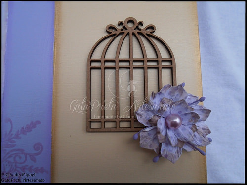 Caixa para 12 relógios e caixa de maquilhagem 