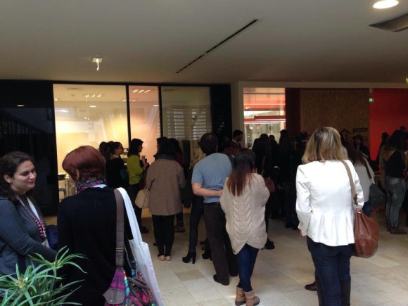 960077_556926411055361_1863146391_n