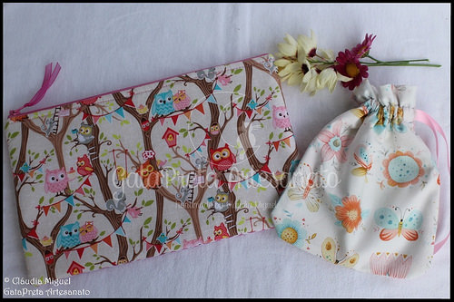 Bolsas para tablet e para carregadores 