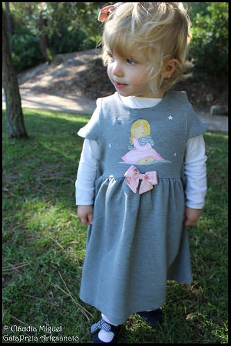 Vestidos de menina (4-5anos e 2-3anos) 