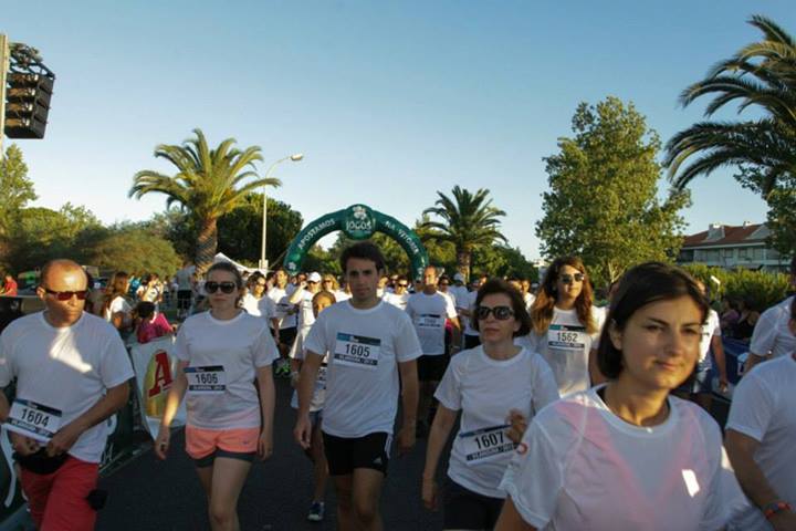 601968_572159149489363_1065841638_n