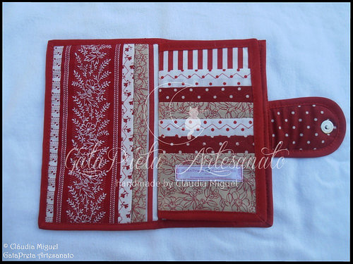 Carteira para notas, moedas, cheques e 24 cartões 