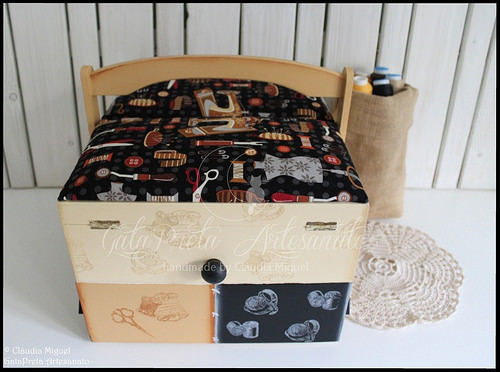 Caixa de costura mega-large 