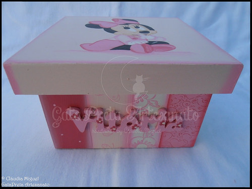 Caixa de recordações de bebé e placa porta 