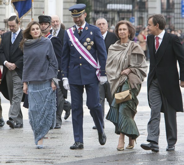 Spanish+Royals+Celebrate+New+Year+Military+IbTPmbo