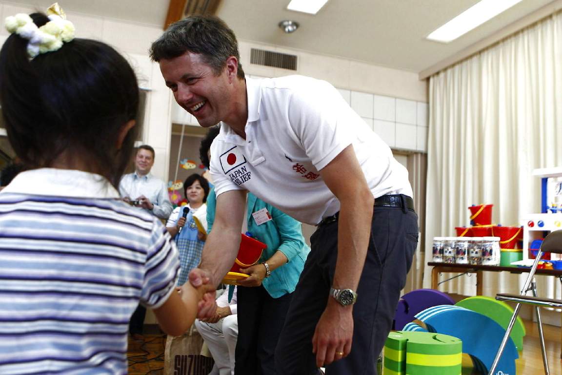 4152382-kronprins-frederik-i-japan.jpg