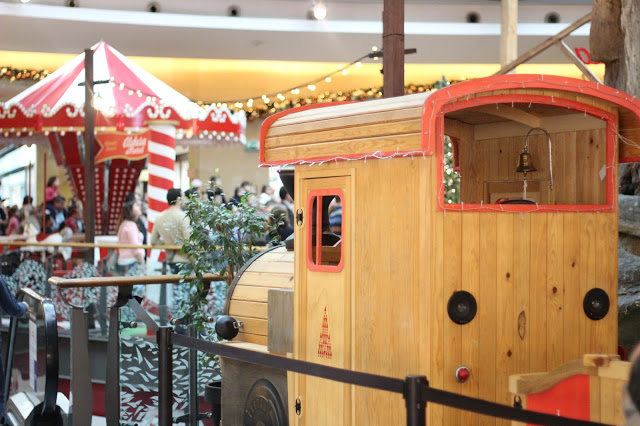 aldeia natal + almada forum + pai natal + natal com as crianças + concertos de natal + concertos de natal para crianças + comboio de natal