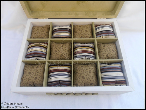 Caixa para 12 relógios 