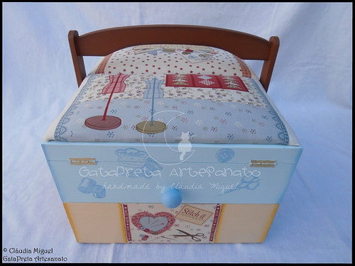 Caixa de costura mega-large 