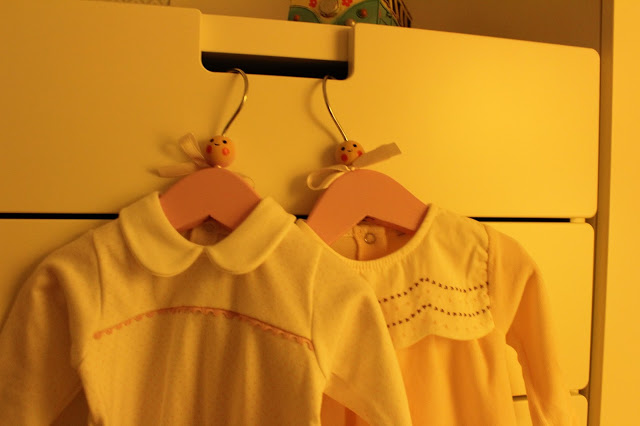 preparar a chegada do bebé + nesting + nursery + irmãos + família + fim-de-semana + decoração + roupinhas  de bebé