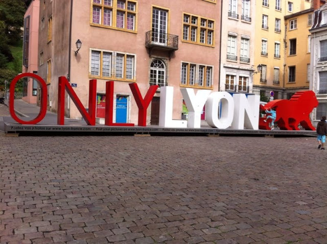 Viagens de carro + cidades para visitar em França + Lyon + viajar com crianças de carro + dicas para viajar com crianças + férias