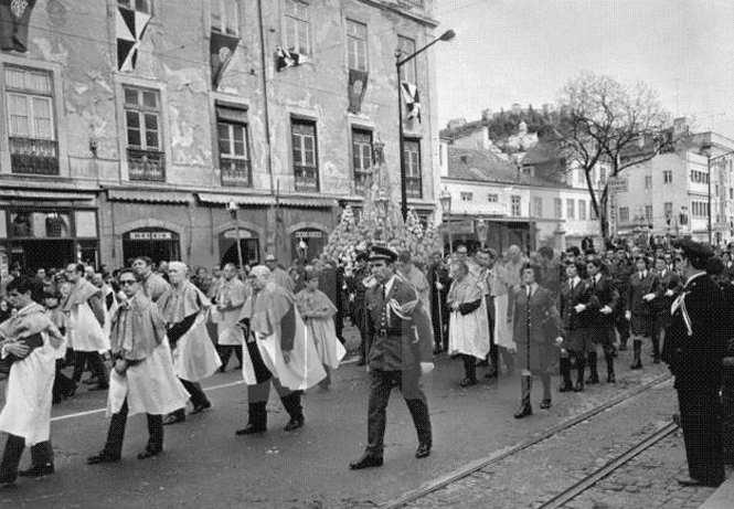 Procissão da Senhora da Saúde, Rua da Palma (AFCML, 1973)